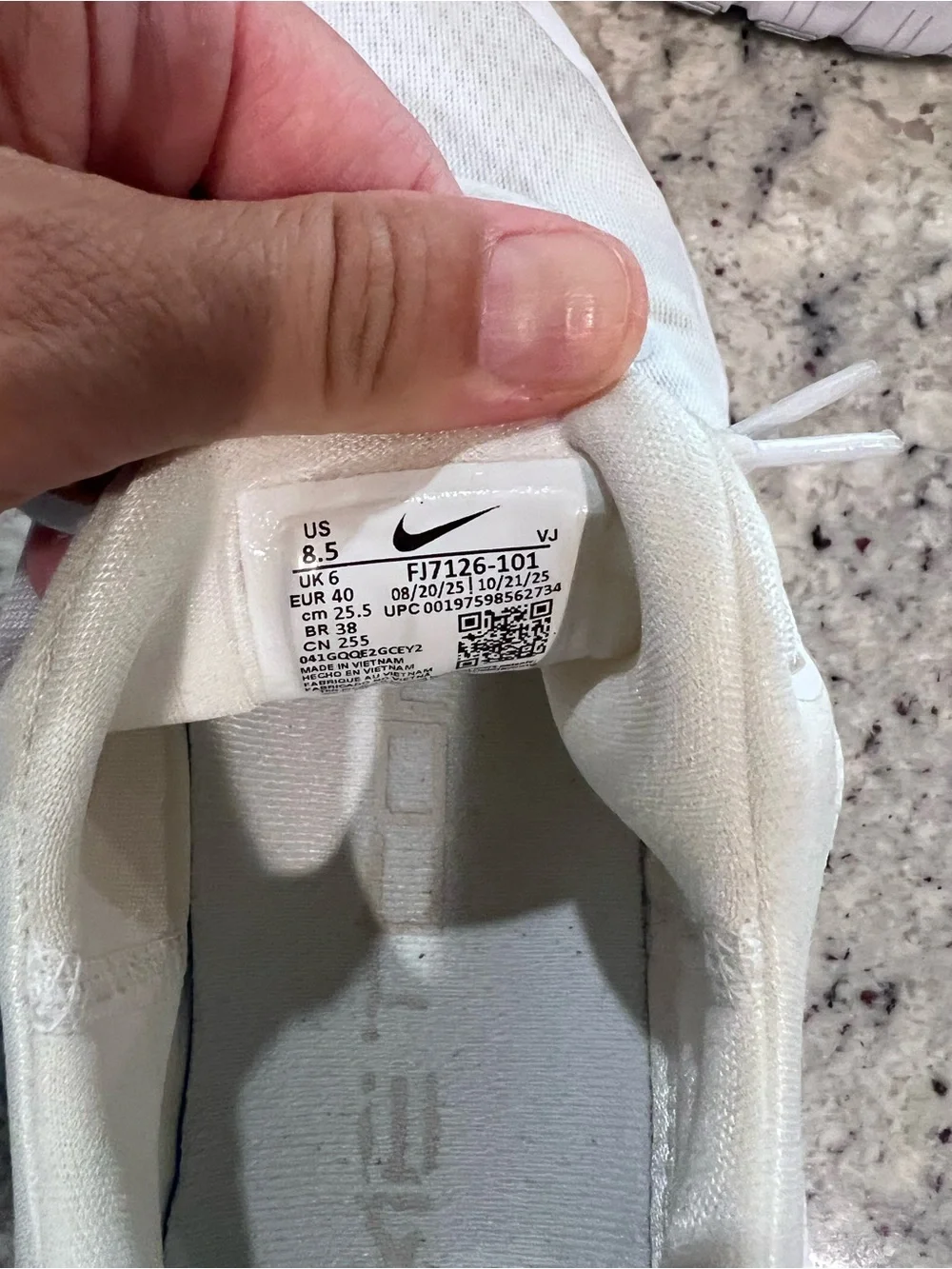 Nike Metcon 6 | Women’s 8.5 (color: Platinum Tint)